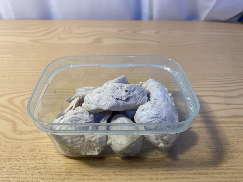 High-quality poached chicken breast prepared with garlic and onion for the Bridget June K-Wellness routine.